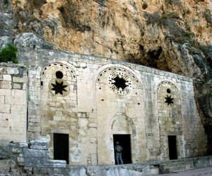 st pierre kilisesi2