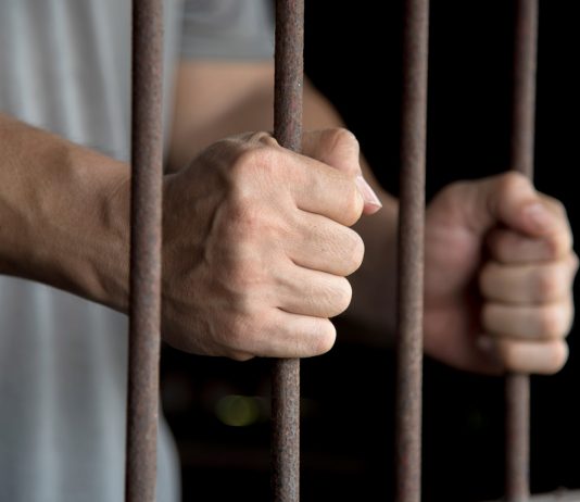 Borcunu Ödeyemeyenler Hapse Girer mi? Borç ödenmezse hapse girer miyim